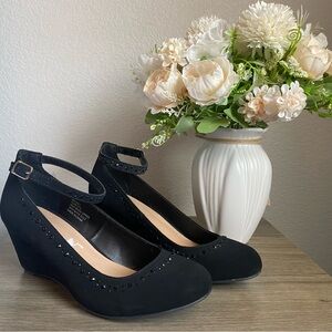 Elegant Black Women's Wedge Shoes